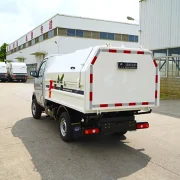 Camión de basura autocargable y basculante